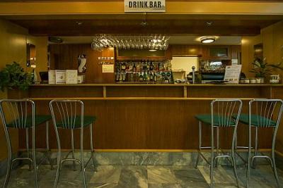 Hotel Panorama - Hotel drinkbar mit Kaffee- und Getränkespezialitäten - Panoráma Hotel*** Balatongyörök - Wellnesshotel am Plattensee