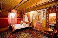 Asiatisches freies Hotelzimmer am Plattensee in Siofok, in Hotel Janus
