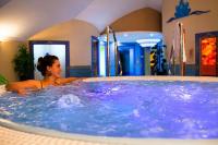 Jacuzzi von Hotel Kristaly am Plattensee in Keszthely mit Wellness-Behandlungen