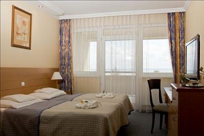 Günstiges Hotel in Balatonkenese im Hotel Marina-Port - Hotel Marina Port**** Balatonkenese - 4-Sterne Wellnesshotel am Plattensee
