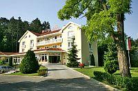 Veszprem Hotel Villa Medici - 4-Sterne-Hotel beim Zoo, in malerischer Umgebung